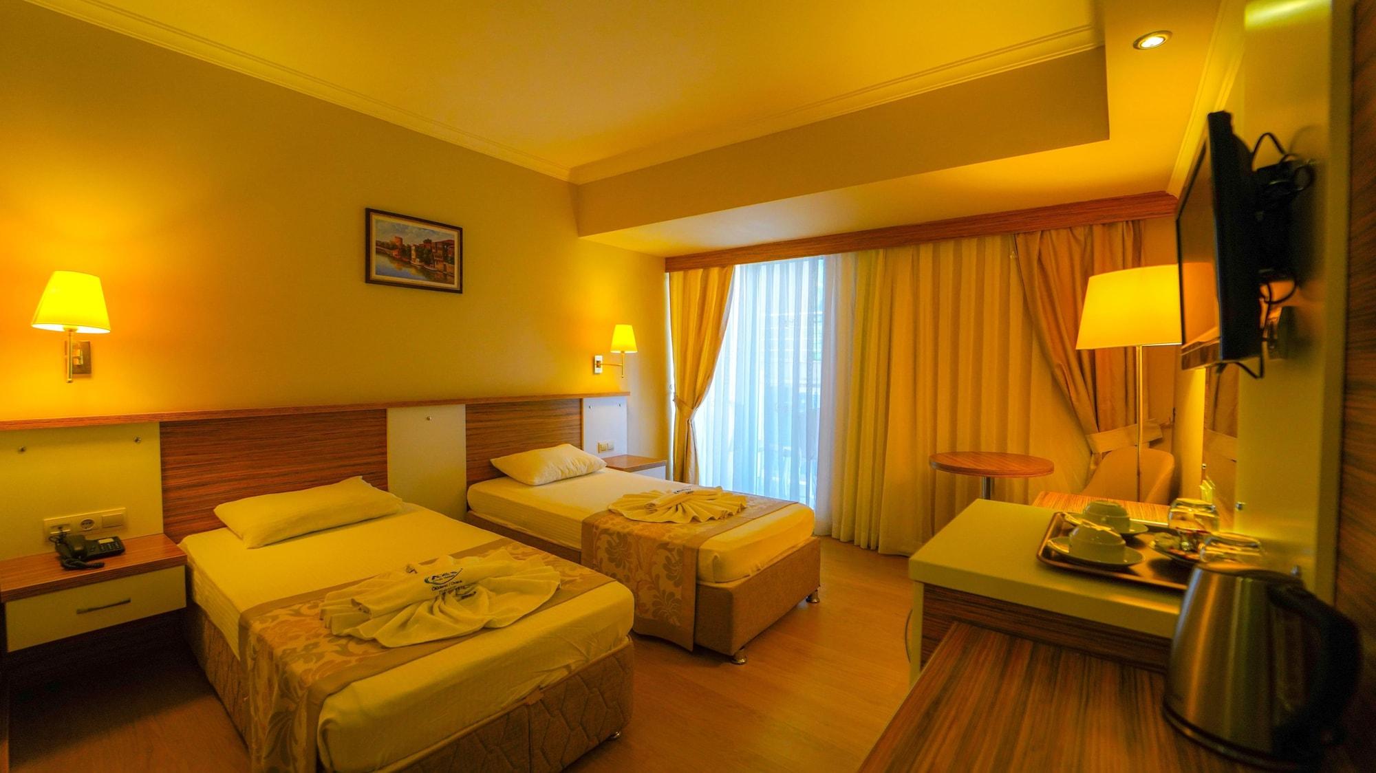 Aes Club Hotel Oludeniz Exterior foto
