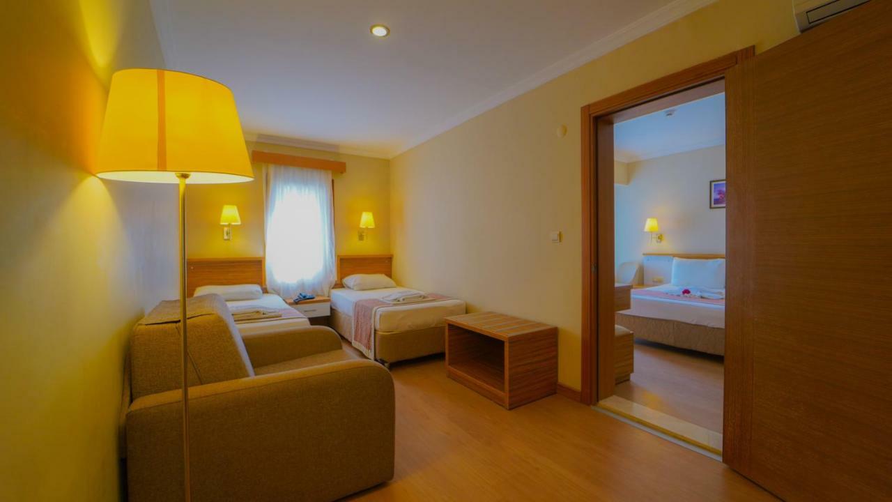 Aes Club Hotel Oludeniz Exterior foto